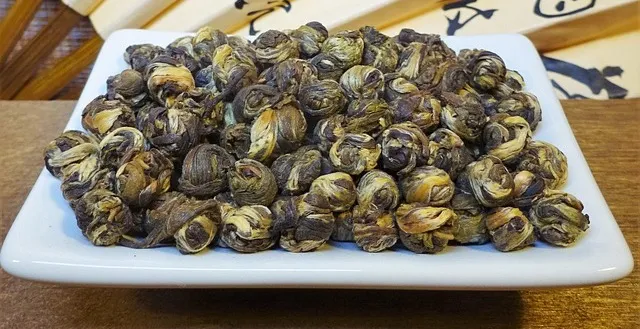 Rolled Tea Leaves